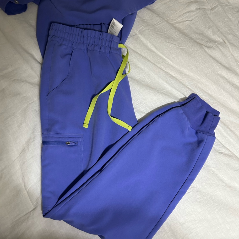 Blueberry figs set size M Tall.